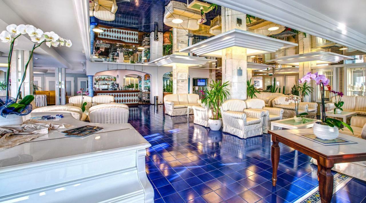 Atlantic Hotel & Spa Ричоне Екстериор снимка